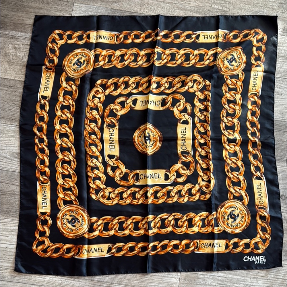 CHANEL Black and Gold Chain Motif Scarf